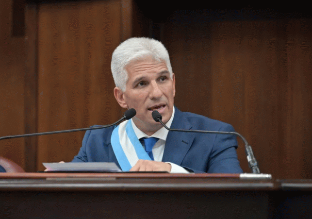 150°-Periodo-Bicameral-58-6-930x619