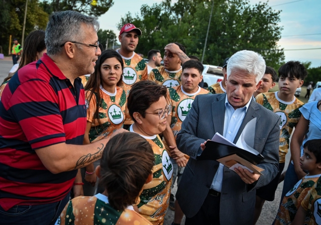 Concarán avanza en sus planes de alumbrado público y renovación del acceso principal