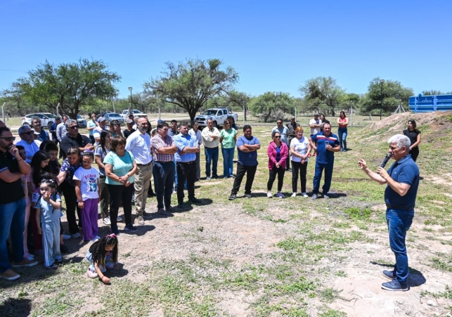 El gobernador Poggi puso fuerte énfasis en el arraigo rural ante los pobladores de Pampa Grande