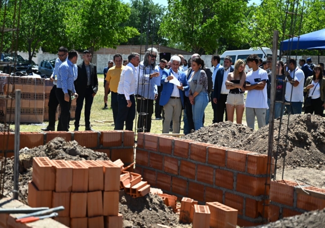 Los futuros propietarios de Concarán hicieron la primera visita de obra a sus viviendas