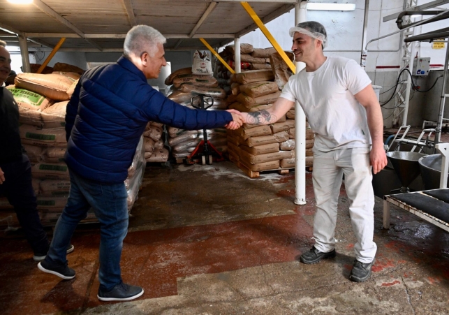 POGGI VISITÓ LA EMPRESA QUE CRECIÓ CON FINANCIAMIENTO DEL CFI Y SE SUMÓ A PROVEEDORES LOCALES