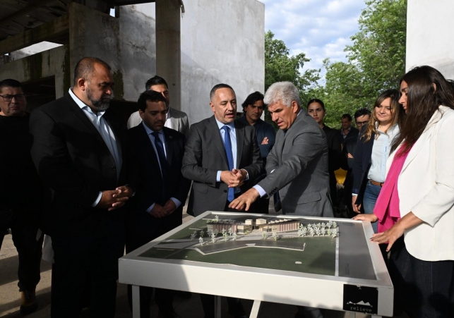 WhatsApp-Image-2025-11-06-at-08