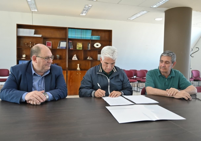 WhatsApp-Image-2025-12-13-at-09