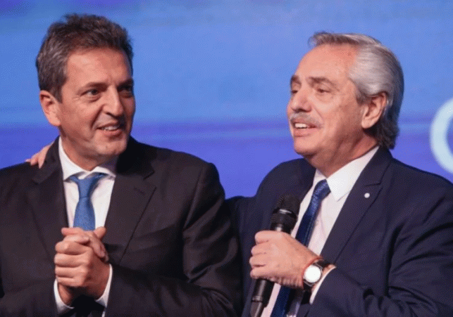 el-presidente-alberto-fernandez-y-sergio-massa-1659339-930x523