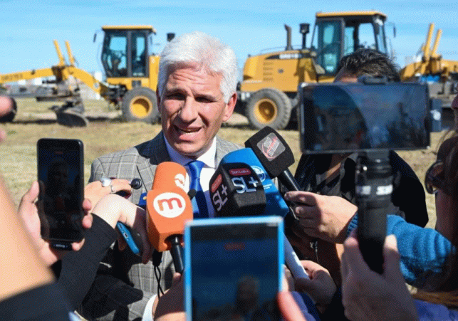 foto-gobernador-poggi-930x620