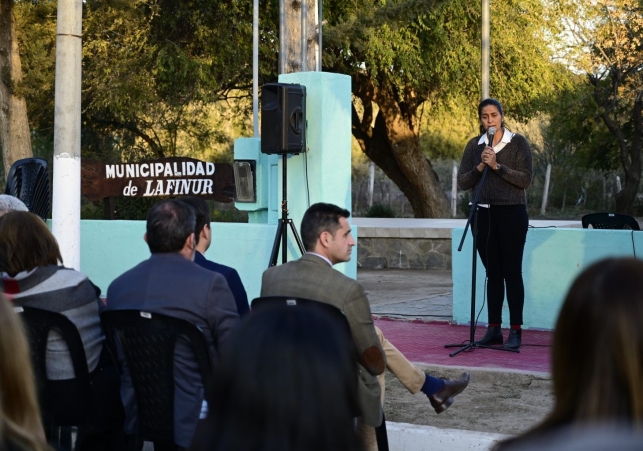 gira institucional