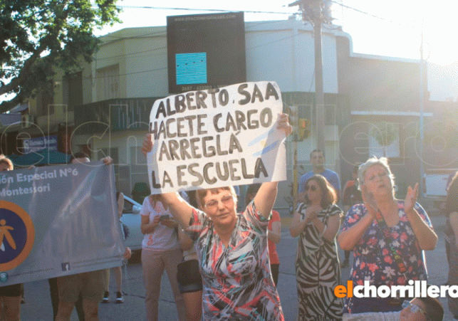 marcha-VM-escuela-19-930x620