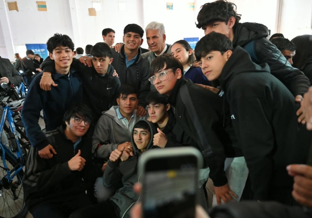 poggi y alumnos plan tubi