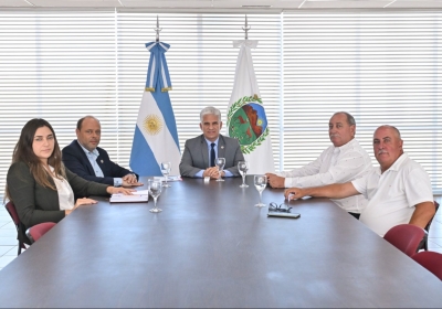 El Gobernador se reunió con el Intendente de El Volcán