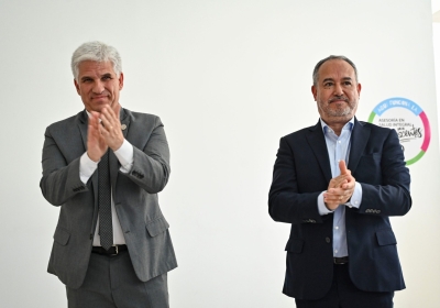 El gobernador Poggi junto al jefe de la Sedronar