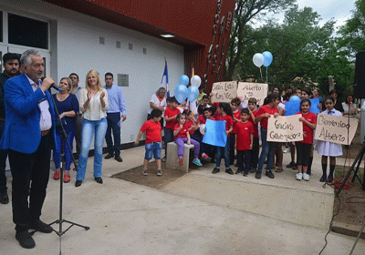 Escuelas-1-930x621