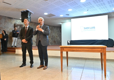 La Provincia actualizará sus planes estratégicos en materia de agua y energía