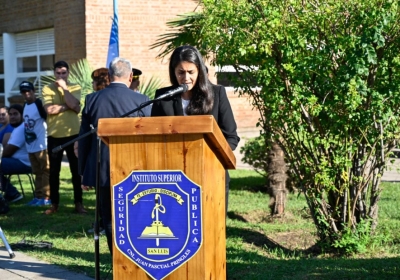 MINISTRA-DE-SEGURIDAD-930x619