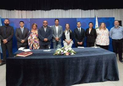 Maxi-Frontera-y-concejales-1-930x621-1
