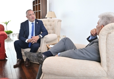 Poggi recibió al rector de la UNViMe y se comprometió a visitar el campus que está en ejecución
