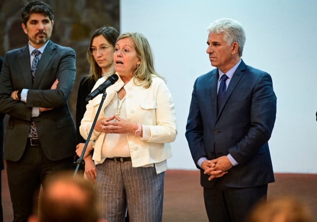 “Hay que fortalecer a los dirigentes y a sus instituciones”